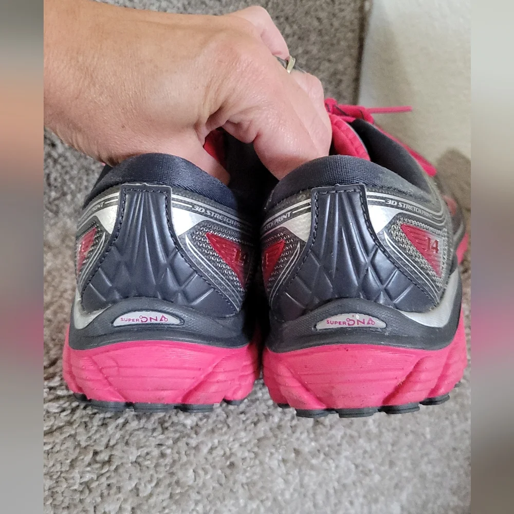 Brooks Glycerin 14 Womens Shoes Size 9.5